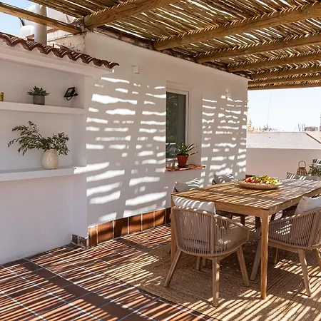 Atico 2br Apartamento *